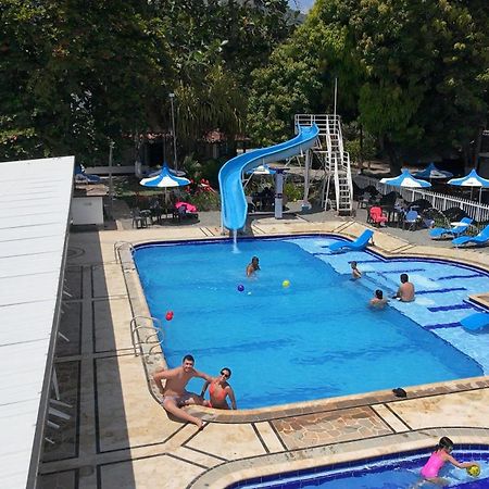 Finca Hotel Pinares Ла-Пинтада Экстерьер фото