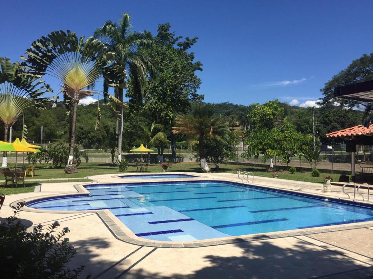 Finca Hotel Pinares Ла-Пинтада Экстерьер фото